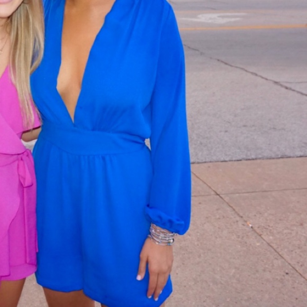 Amanda Uprichard deep V romper